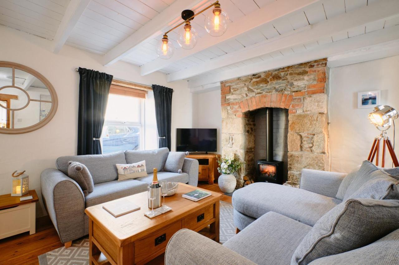 Finest Retreats - Scallop Cottage Porthleven Eksteriør bilde