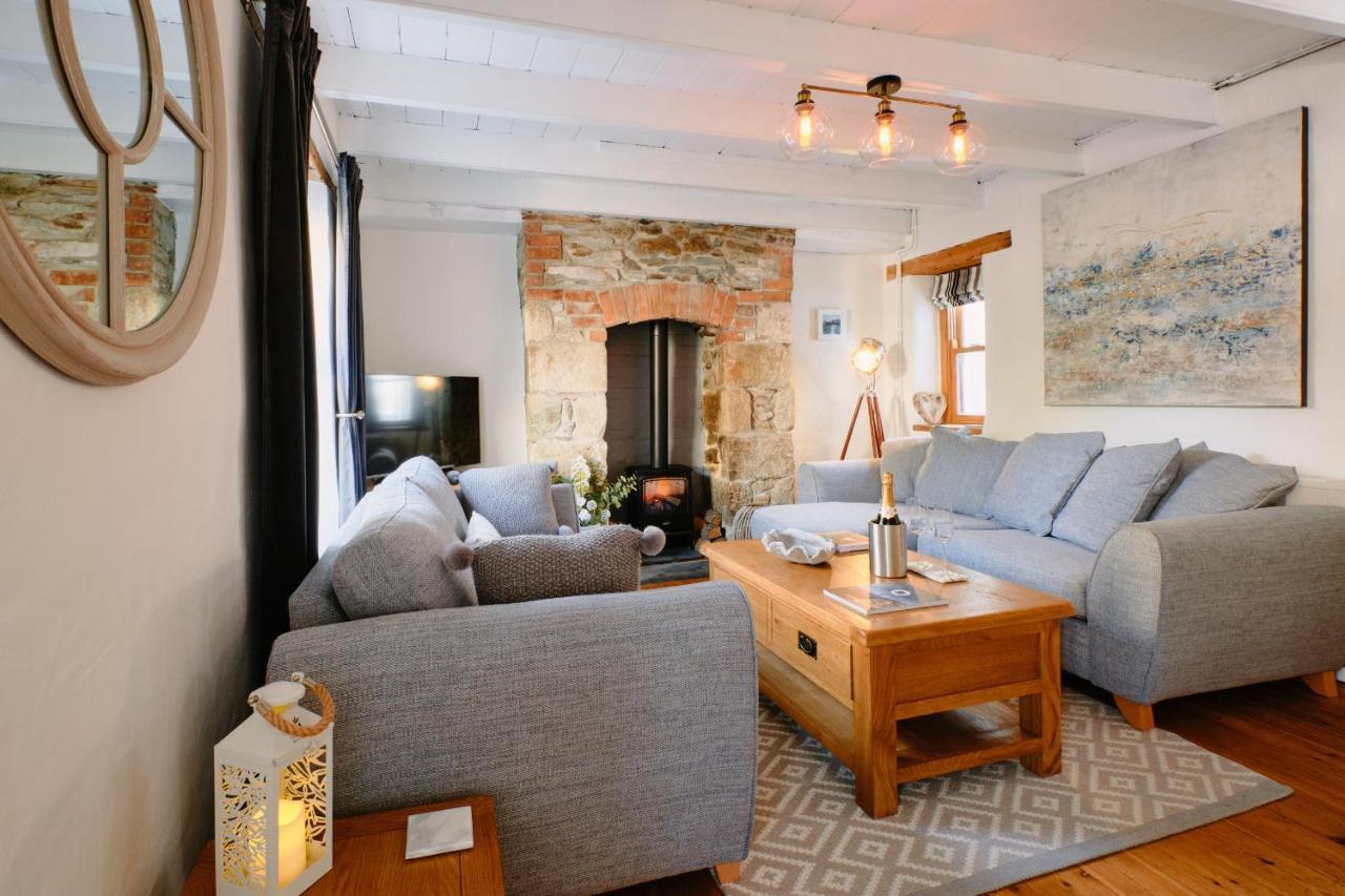 Finest Retreats - Scallop Cottage Porthleven Eksteriør bilde
