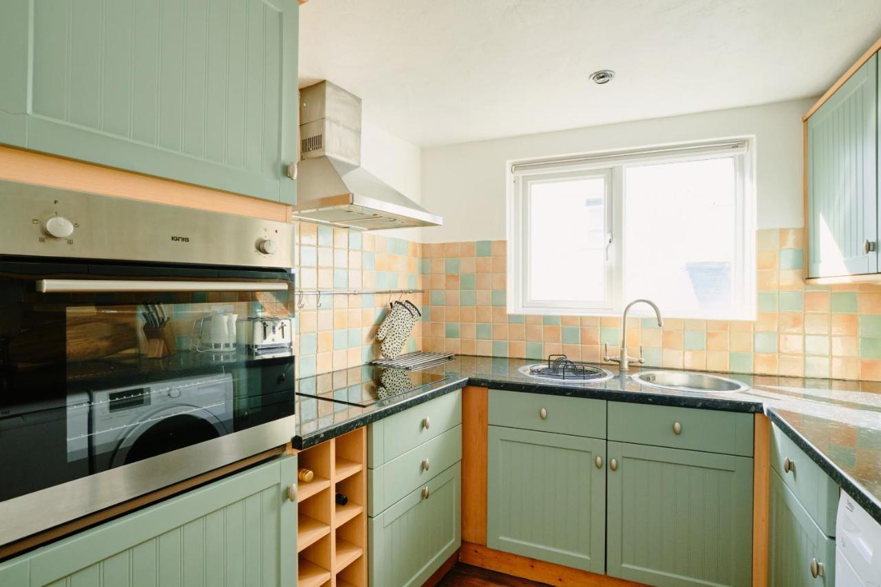 Finest Retreats - Scallop Cottage Porthleven Eksteriør bilde