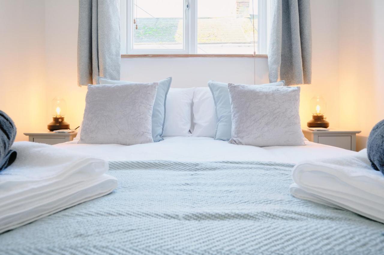Finest Retreats - Scallop Cottage Porthleven Eksteriør bilde
