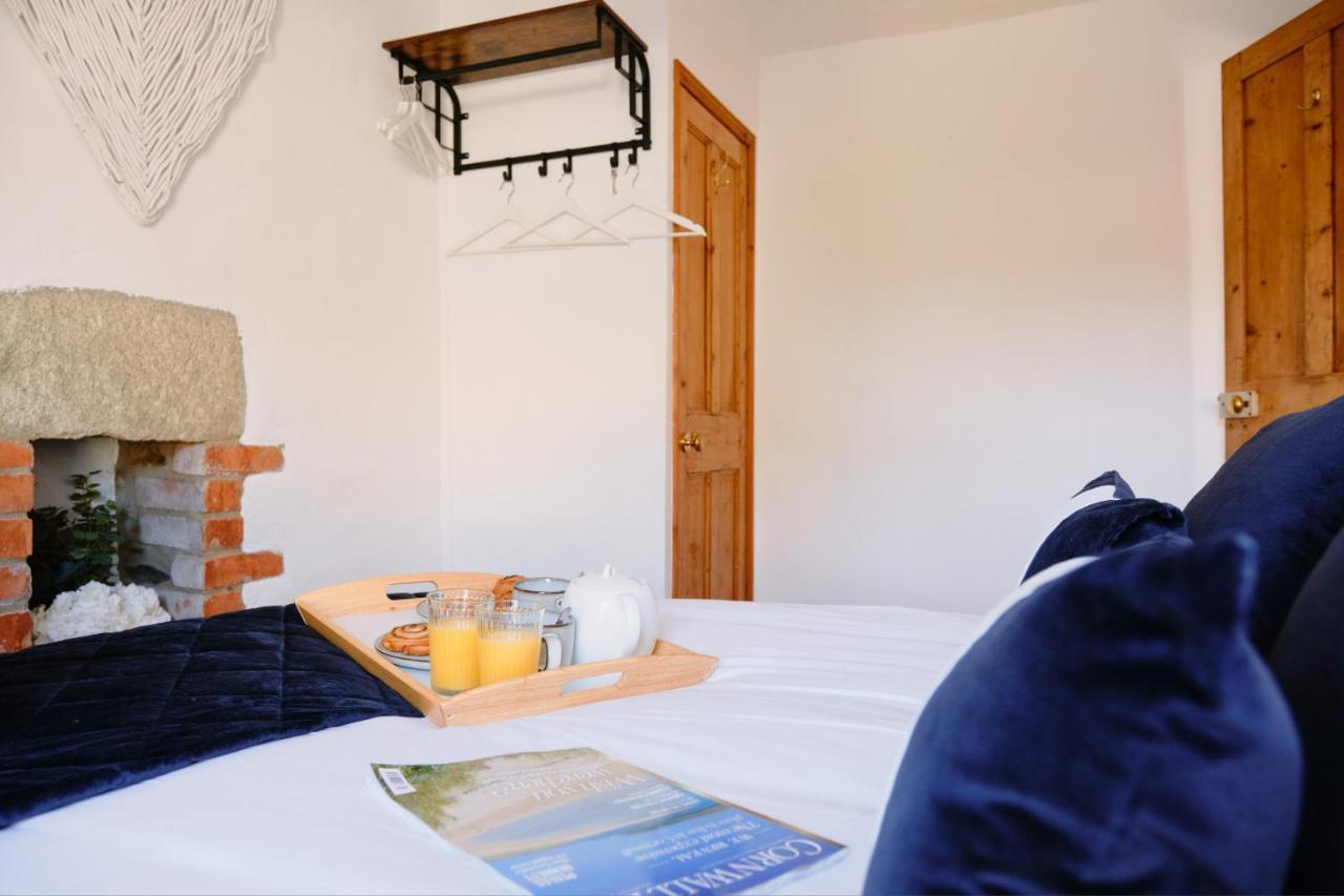 Finest Retreats - Scallop Cottage Porthleven Eksteriør bilde